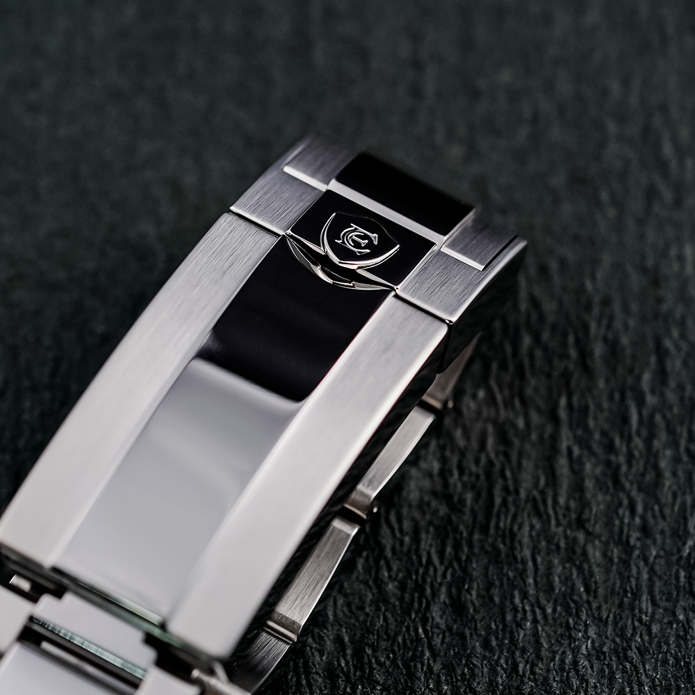 S1117G Three-eye Mechanical Watch 316L SL4802 Movement 5ATM Automatic Watch Skeleton Fashion Luminous Watch